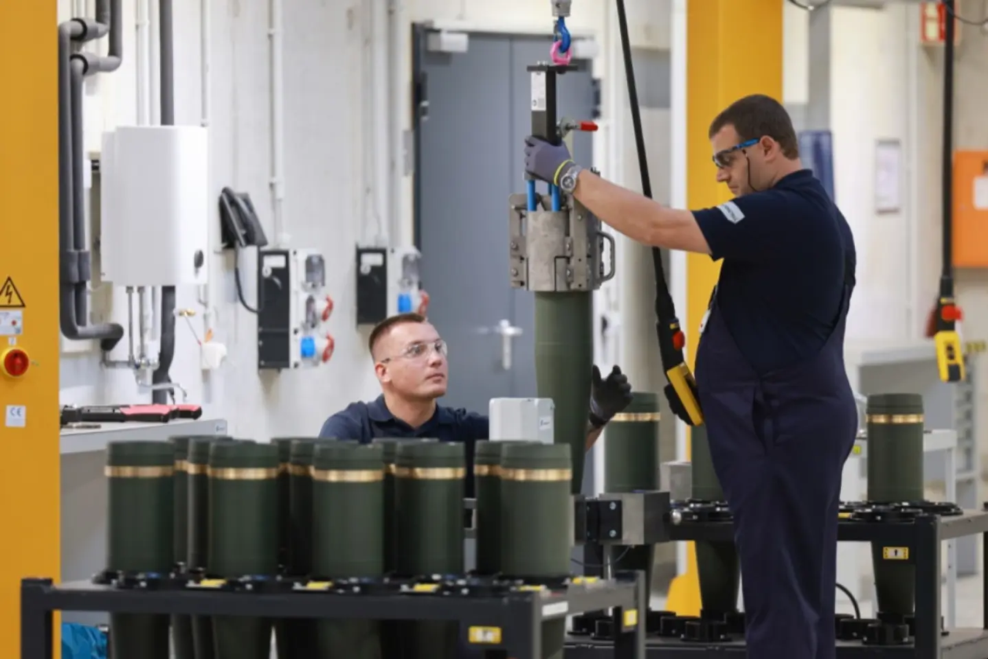 Bulgaria: fabrică de muniții care va juca un rol important în industria de apărare din UE