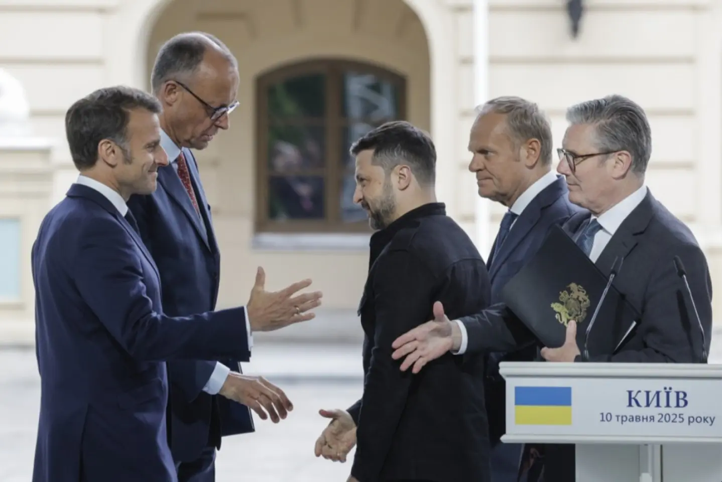 Europenii şi-au stabilit propunerile pentru un plan de pace în Ucraina