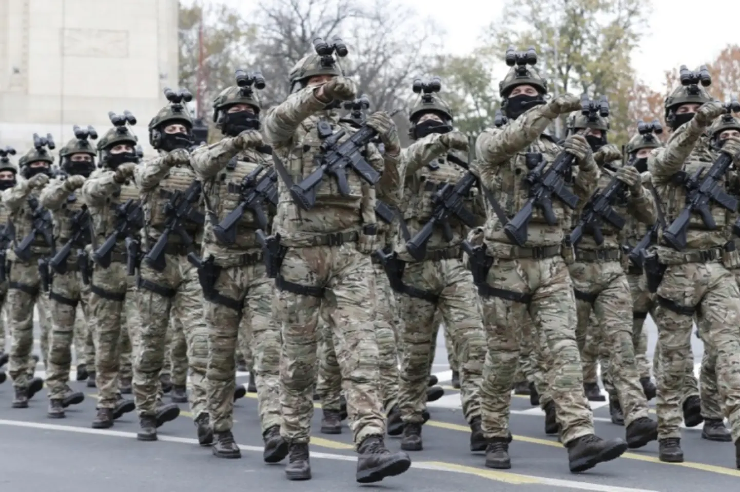 FAKE NEWS: România, obligată să participe cu trupe la războiul din Ucraina