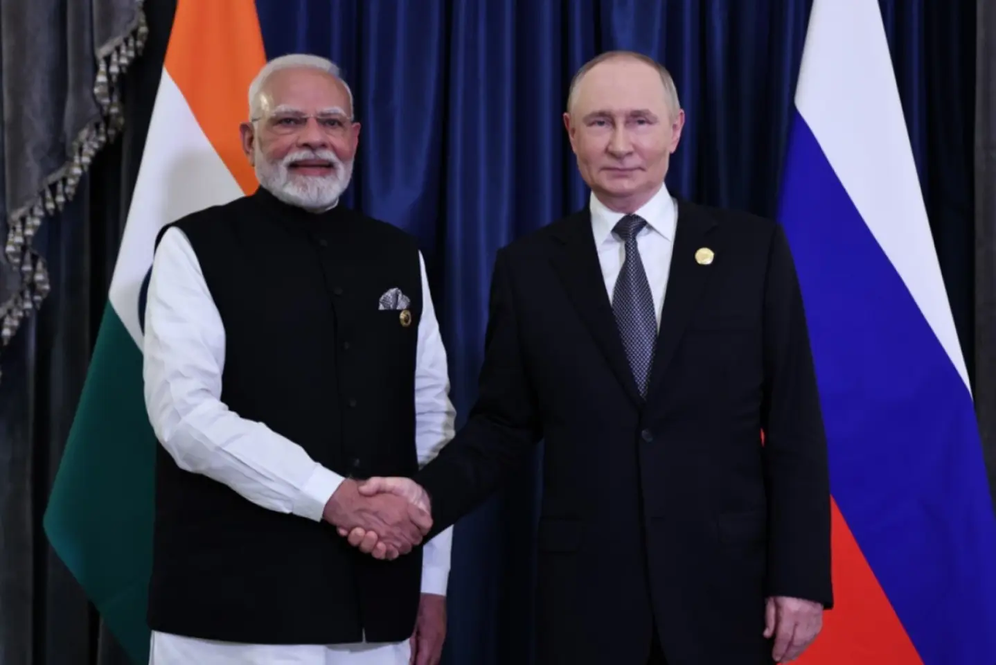 Putin începe vizita de stat în India