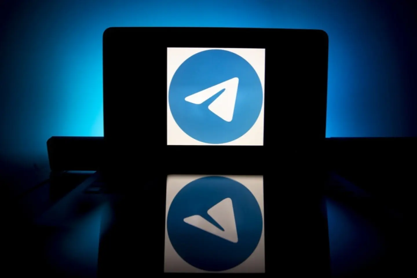 Rusia restricționează Telegram 