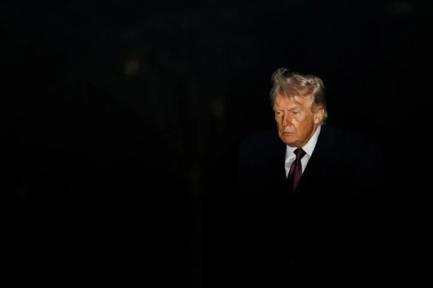 Donald Trump face presiuni asupra NATO 