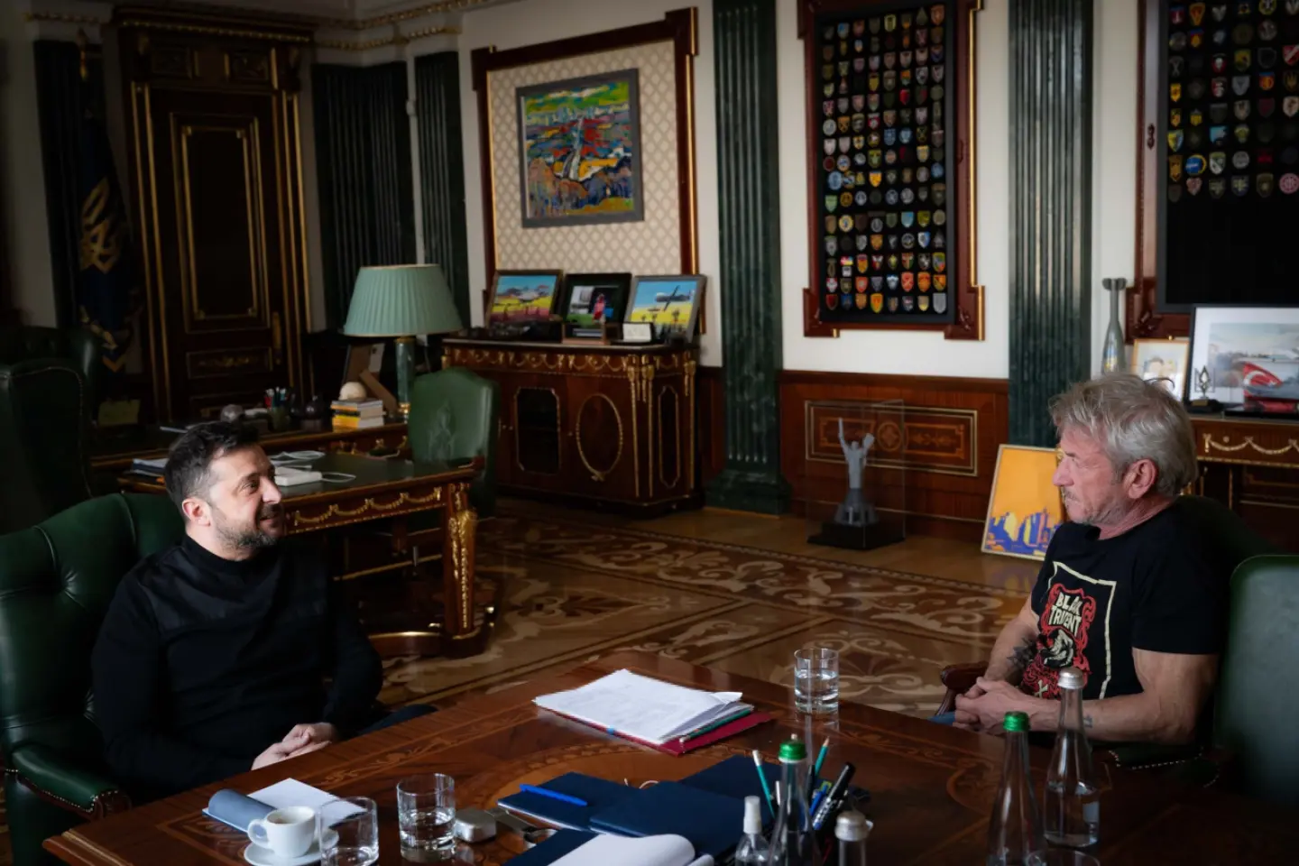 Sean Penn a lipsit de la gala Oscarurilor pentru a merge în Ucraina