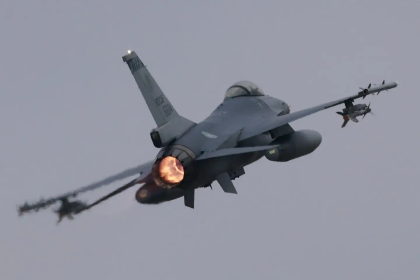 Resturi de dronă căzute pe teritoriul României