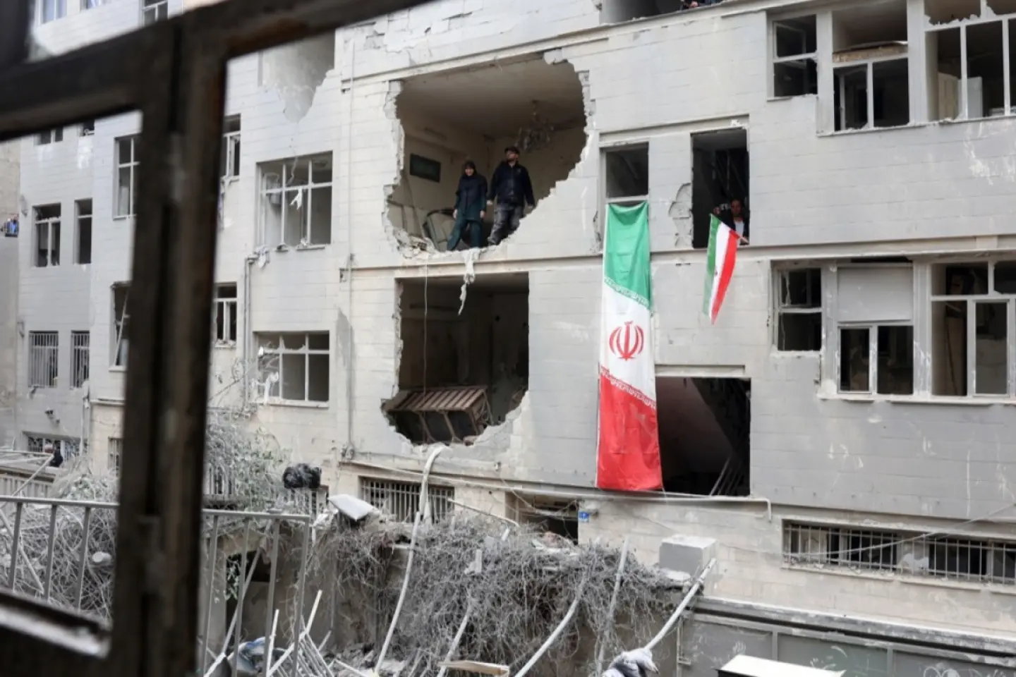 Cartiere din Teheran lăsate fără curent de un atac israelian