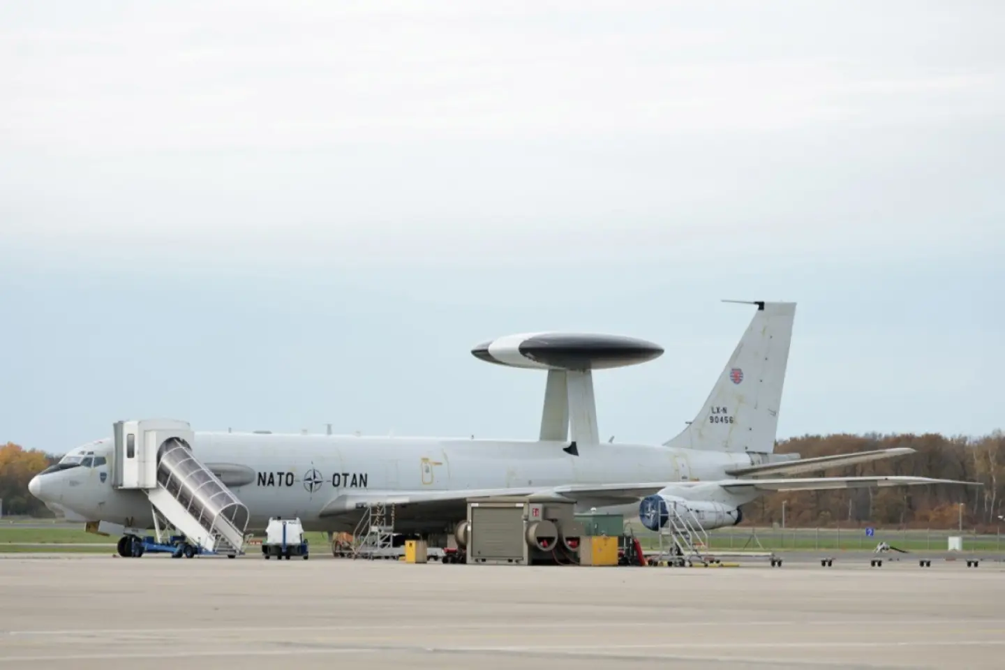 Americanii pierd un avion AWAKS avariat de un atac iranian 