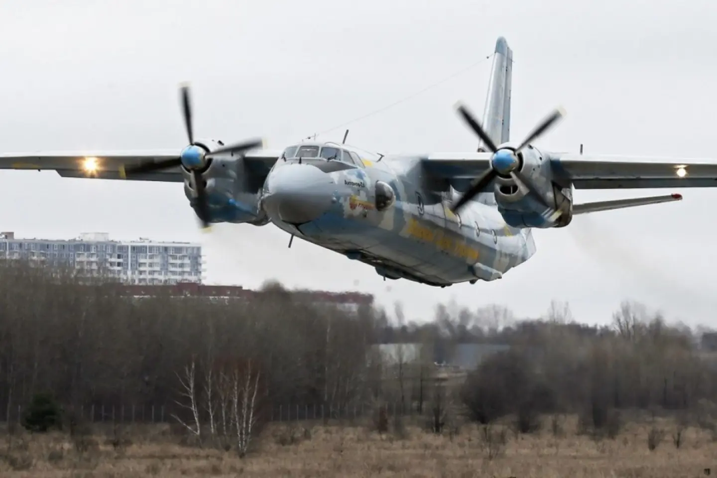 Avion militar rus, prăbuşit în peninsula Crimeea ocupată