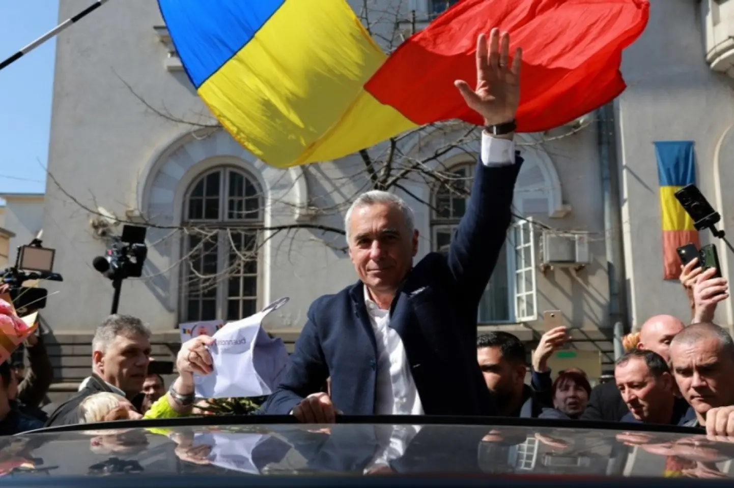 FAKE NEWS: Vestul vrea să-l asasineze pe Călin Georgescu