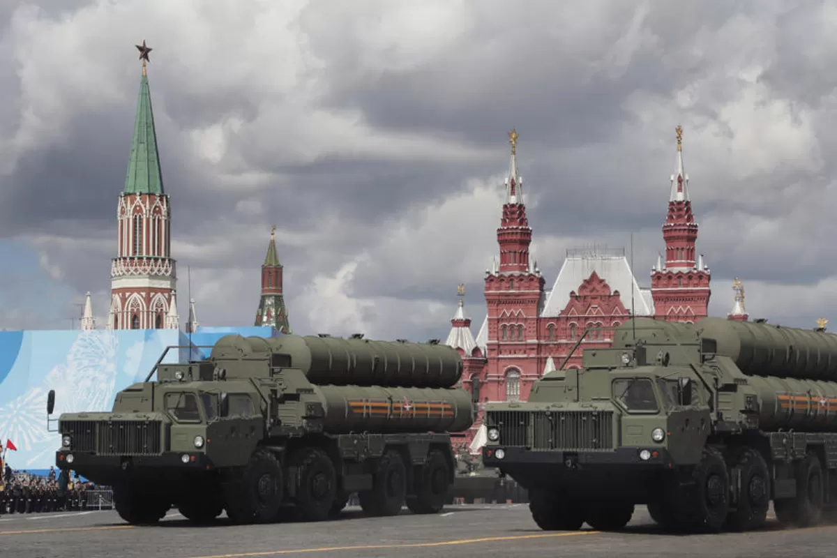 Object Name: RUSSIA VICTORY PARADE REHEARSAL