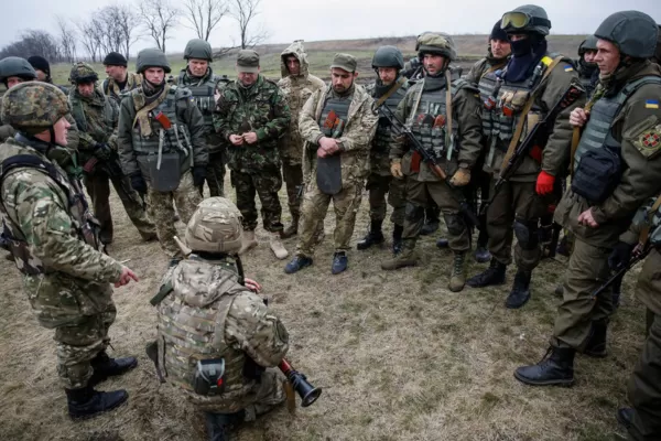 Un militar ucrainean a fost ucis și doi au fost răniți de tirurile separatiștilor pro-ruși din estul țării