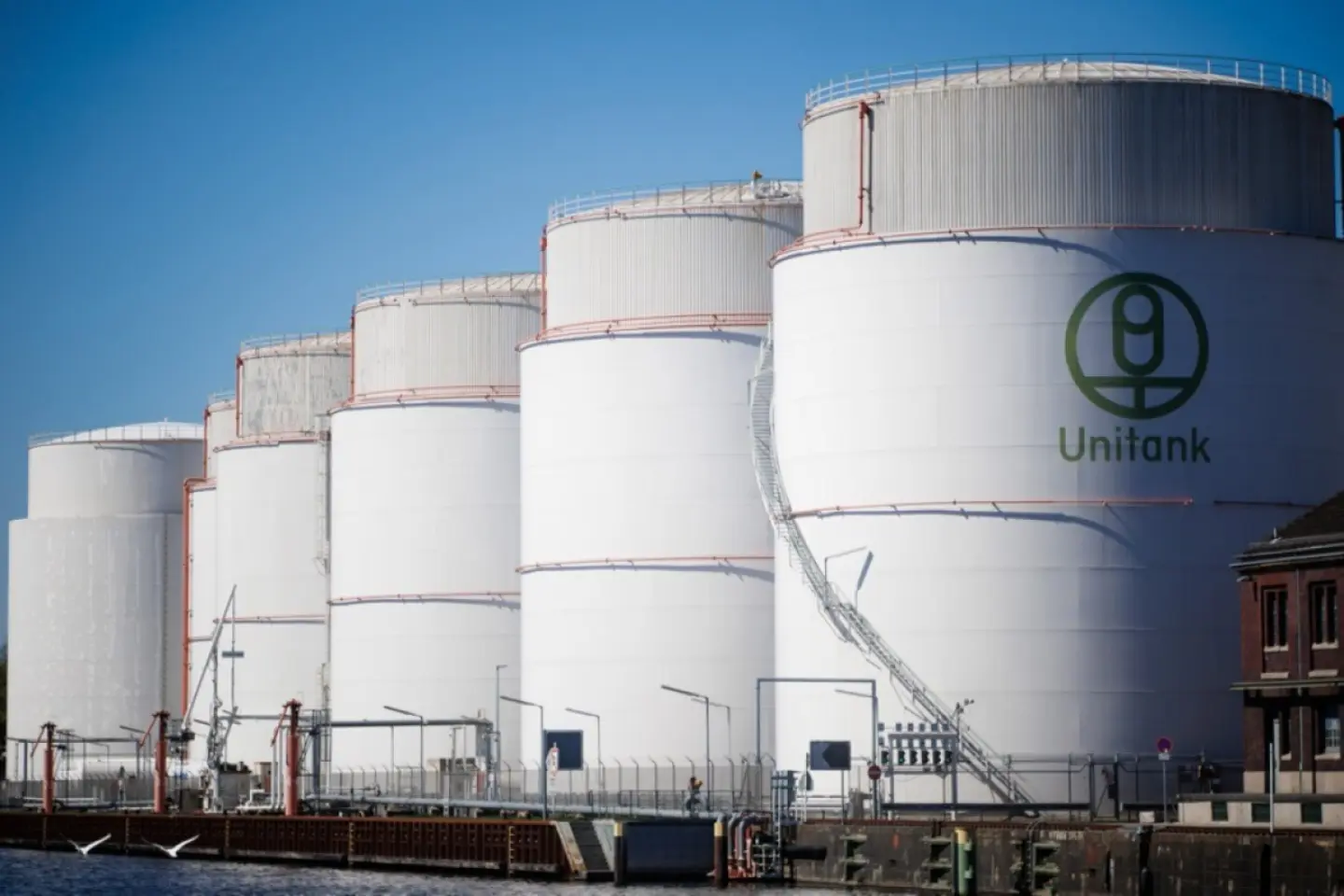 Rusia întrerupe alimentarea Germaniei cu petrol din Kazahstan