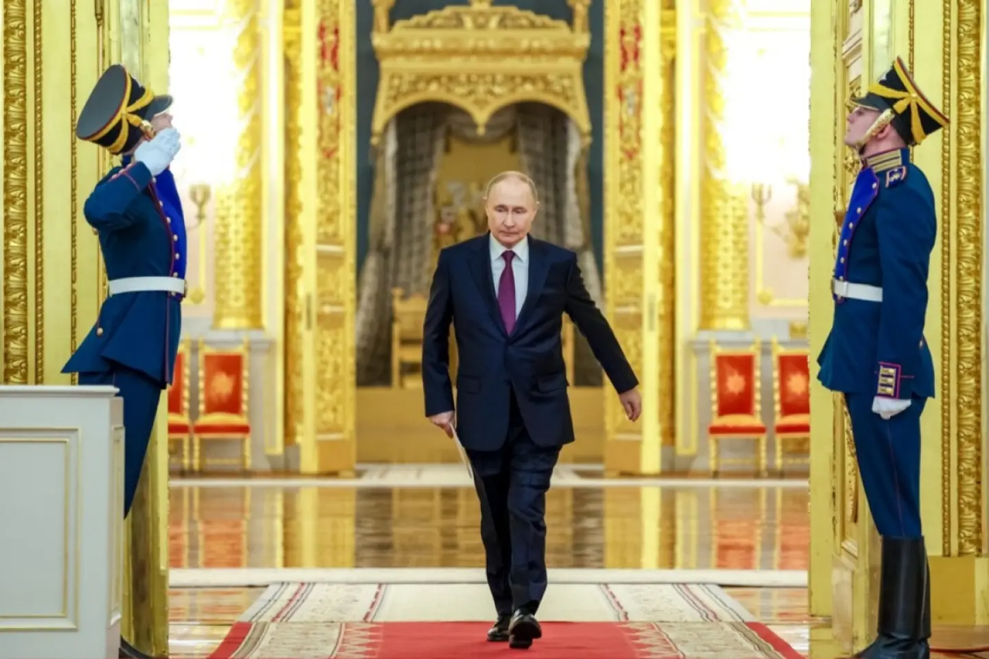 Putin se crede Ludovic al XV-lea