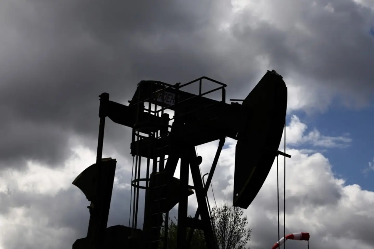 Emiratele Arabe Unite și-au anunțat retragerea din OPEC