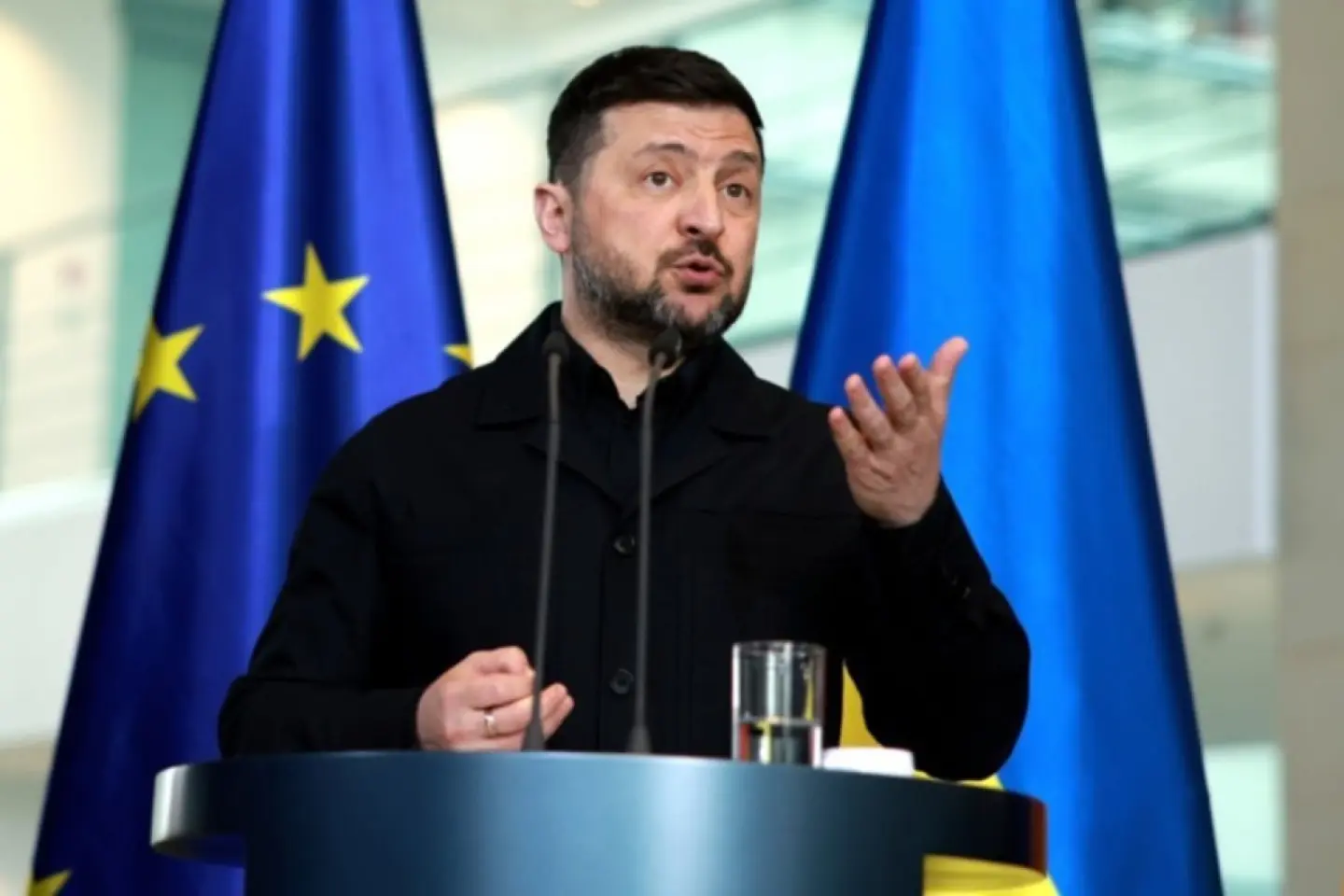 Ucraina anunţă propriul armistiţiu, în noaptea de 5 spre 6 mai