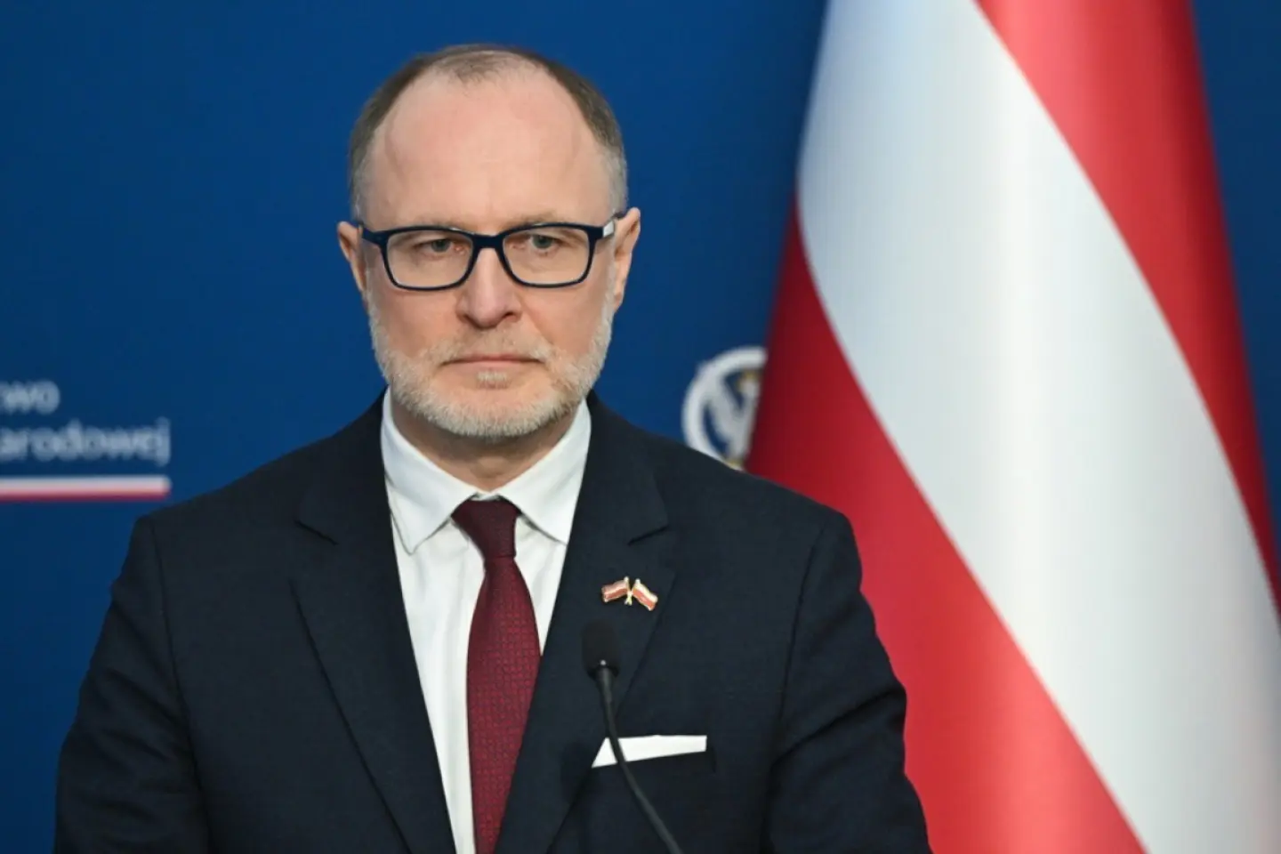 Ministrul leton al Apărării a demisionat