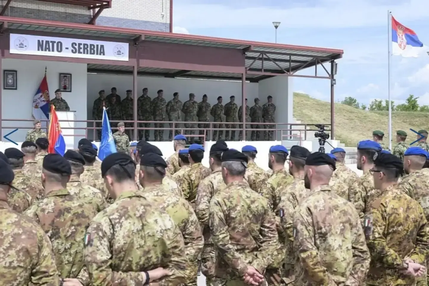 Serbia şi NATO desfăşoară exerciţii militare comune, pentru prima dată