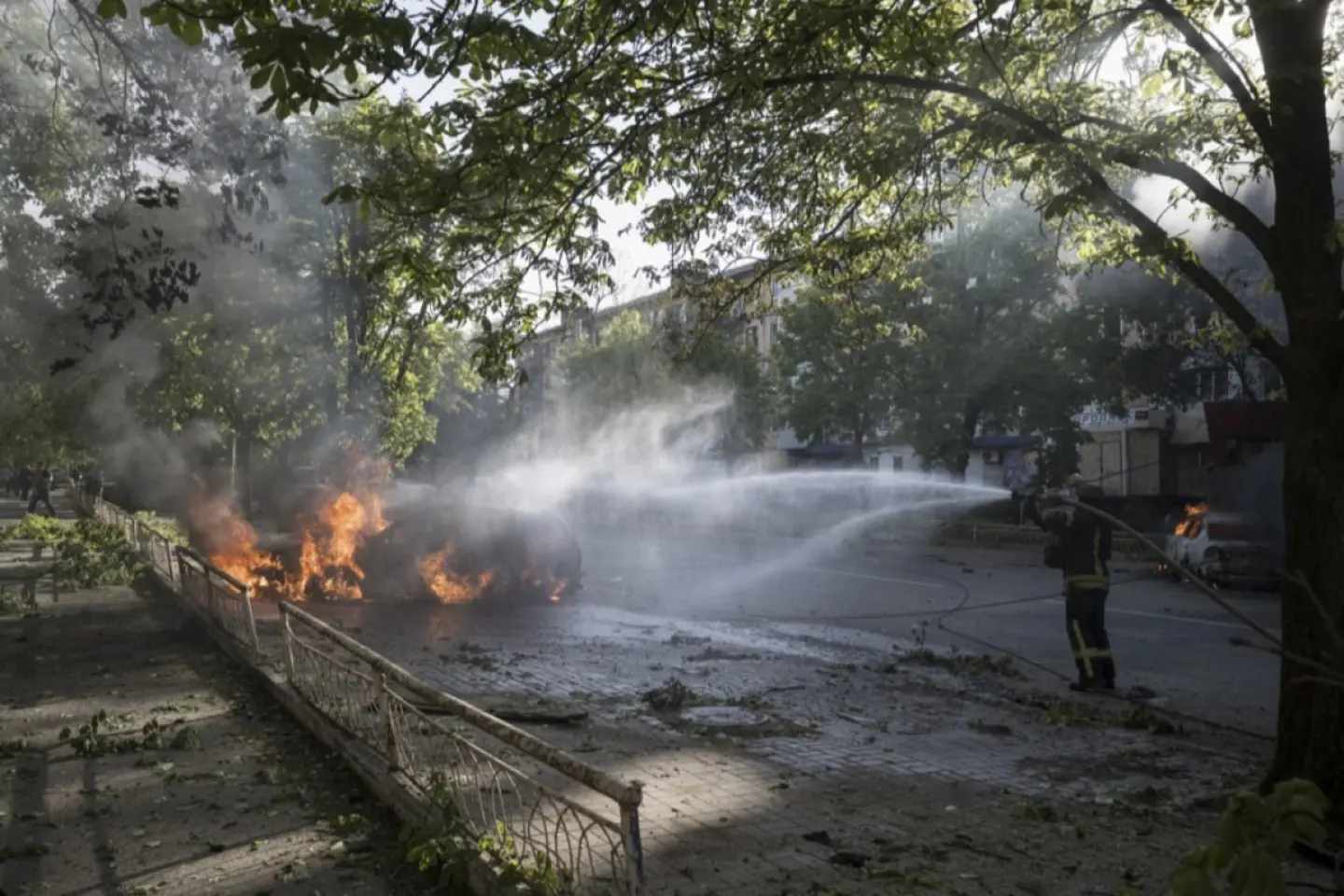 Rusia își intensifică atacurile asupra Ucrainei pe timpul zilei