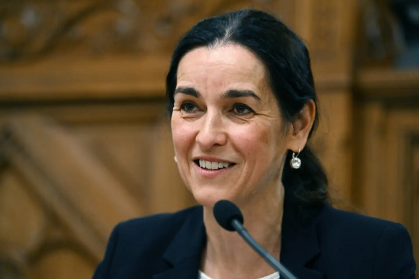 Prima întâlnire a ministrului ucrainean de externe cu noua sa omoloagă de la Budapesta