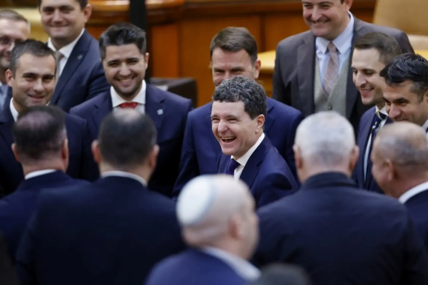 FAKE NEWS: Nicușor Dan, înregistrat când împarte guvernul cu Dominic Fritz