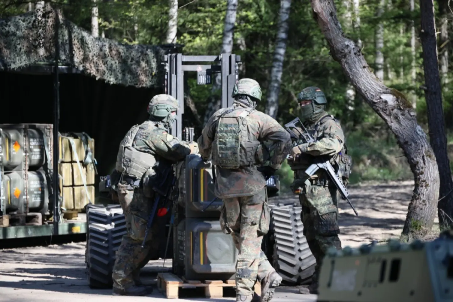 Germania ia în calcul mobilizarea obligatorie a rezerviștilor și pe timp de pace