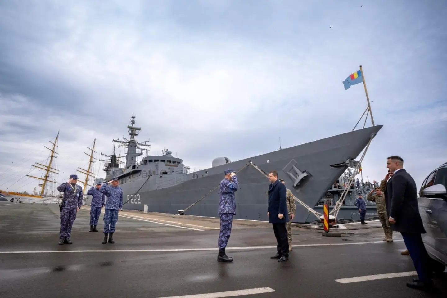 Radu Miruță dezminte informațiile despre nave aflate sub sancțiuni occidentale operând în portul Constanța