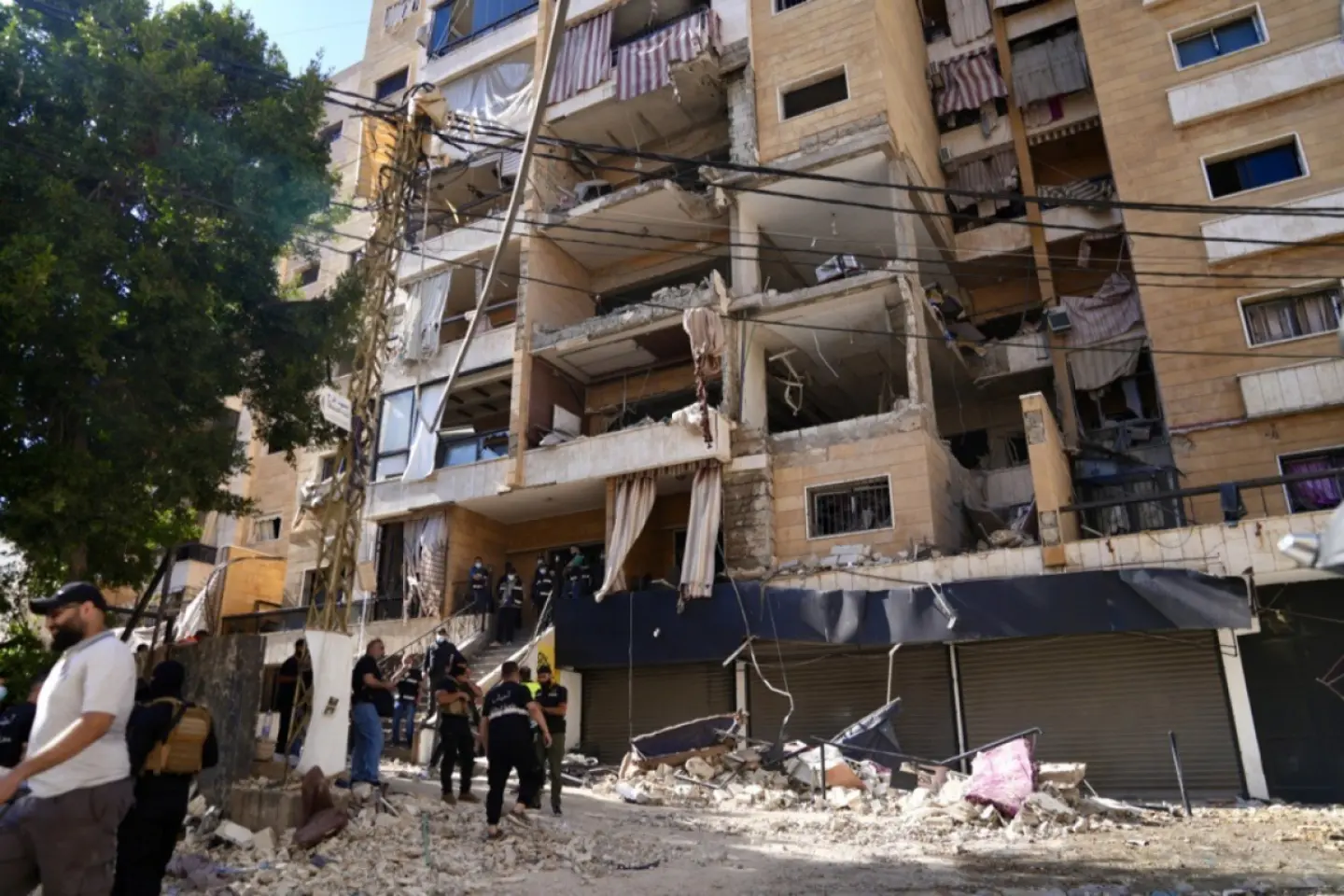 Israel anunţă lovirea mai multor ţinte din Iran