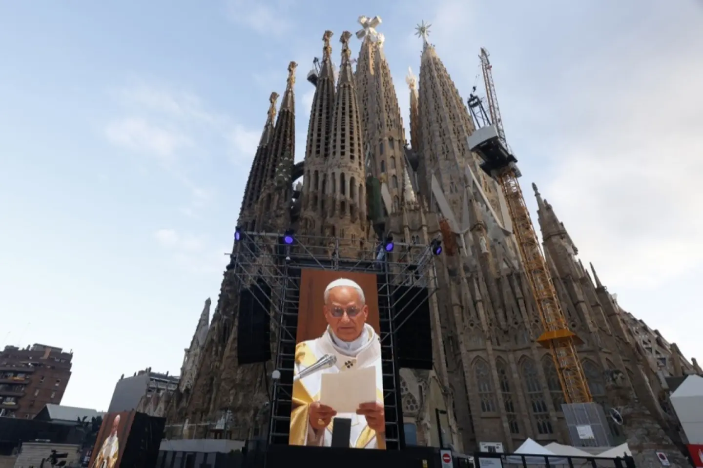 Papa Leon a binecuvântat biserica Sagrada Familia