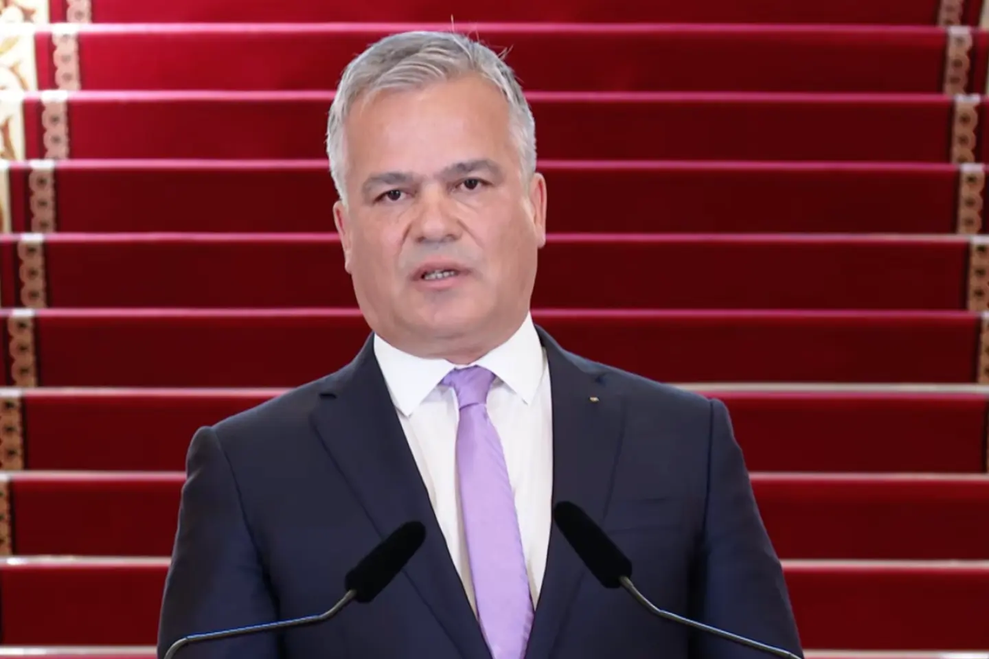 Cine este Adrian Veștea. Desemnarea lui de către Nicușor Dan pune PNL în pericol de scindare