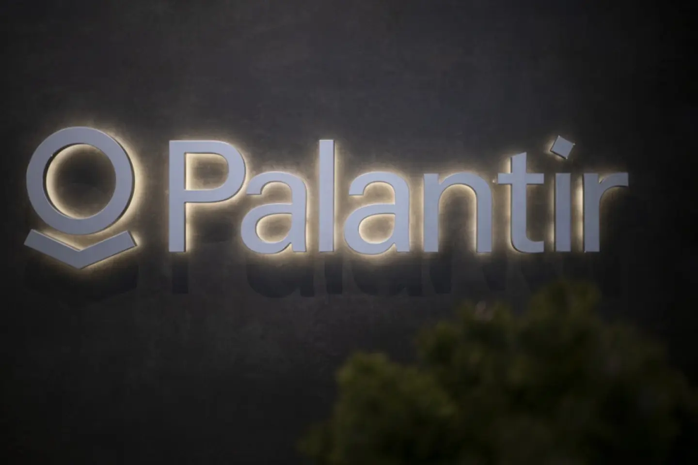 Serviciile de informații franceze renunță la firma americană Palantir