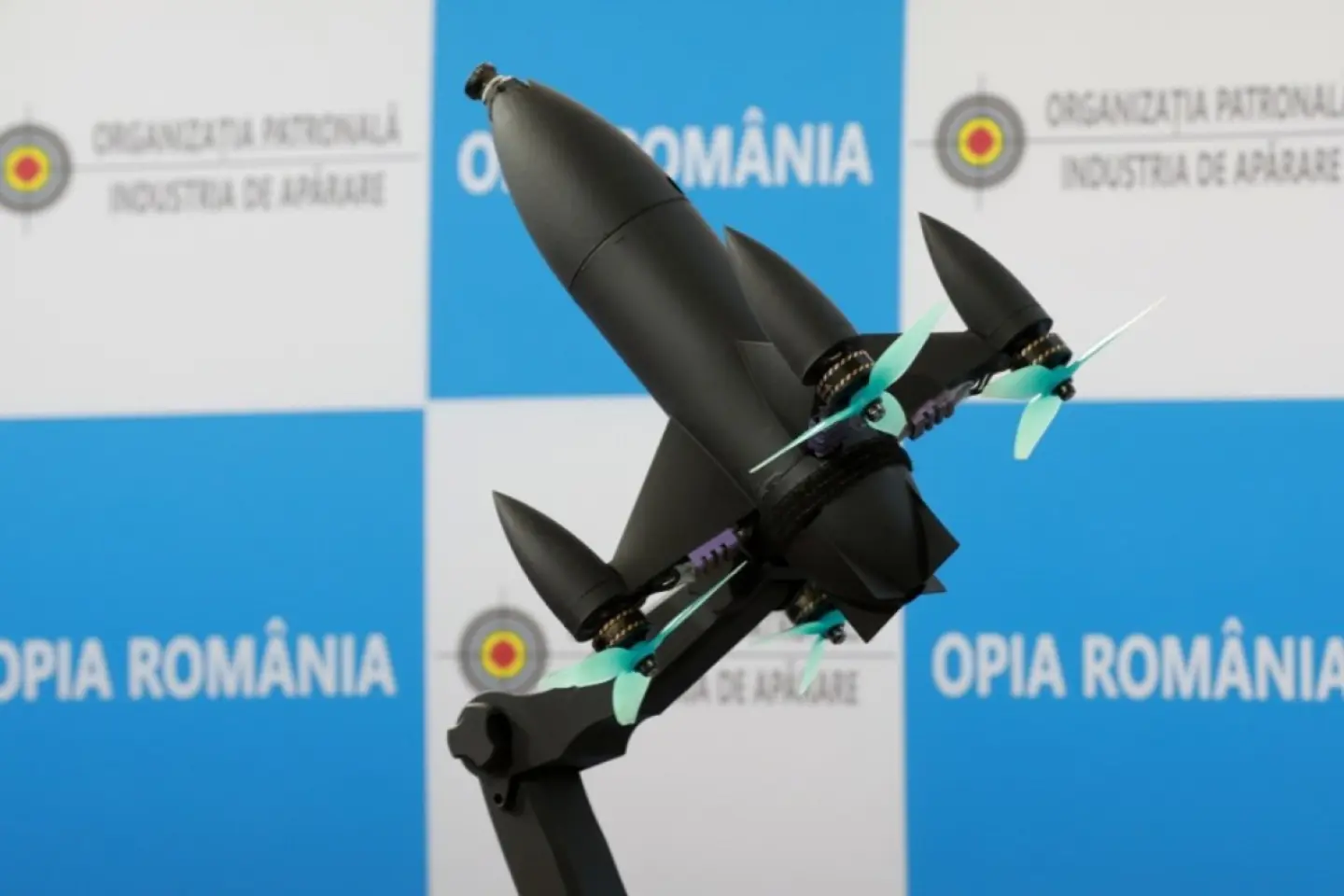 (Contra)drone 