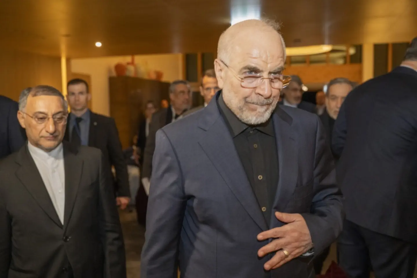 Iranul spune că păstrează controlul Strâmtorii Ormuz şi neagă că ar fi acceptat inspecţii nucleare