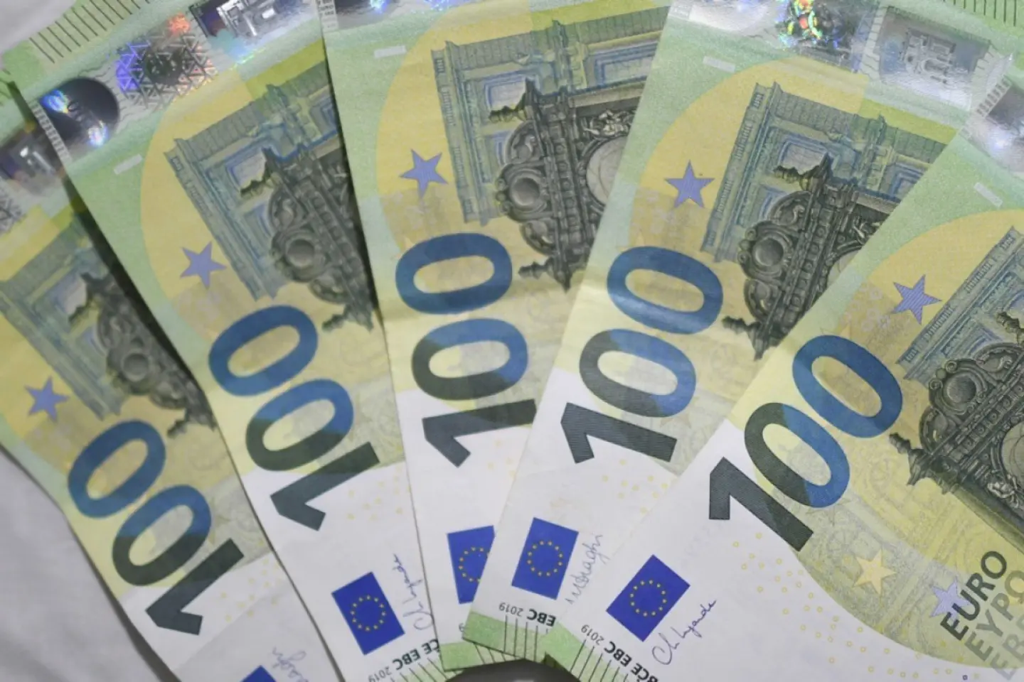 Comisia Europeană a plătit României granturi de peste 2 miliarde de euro