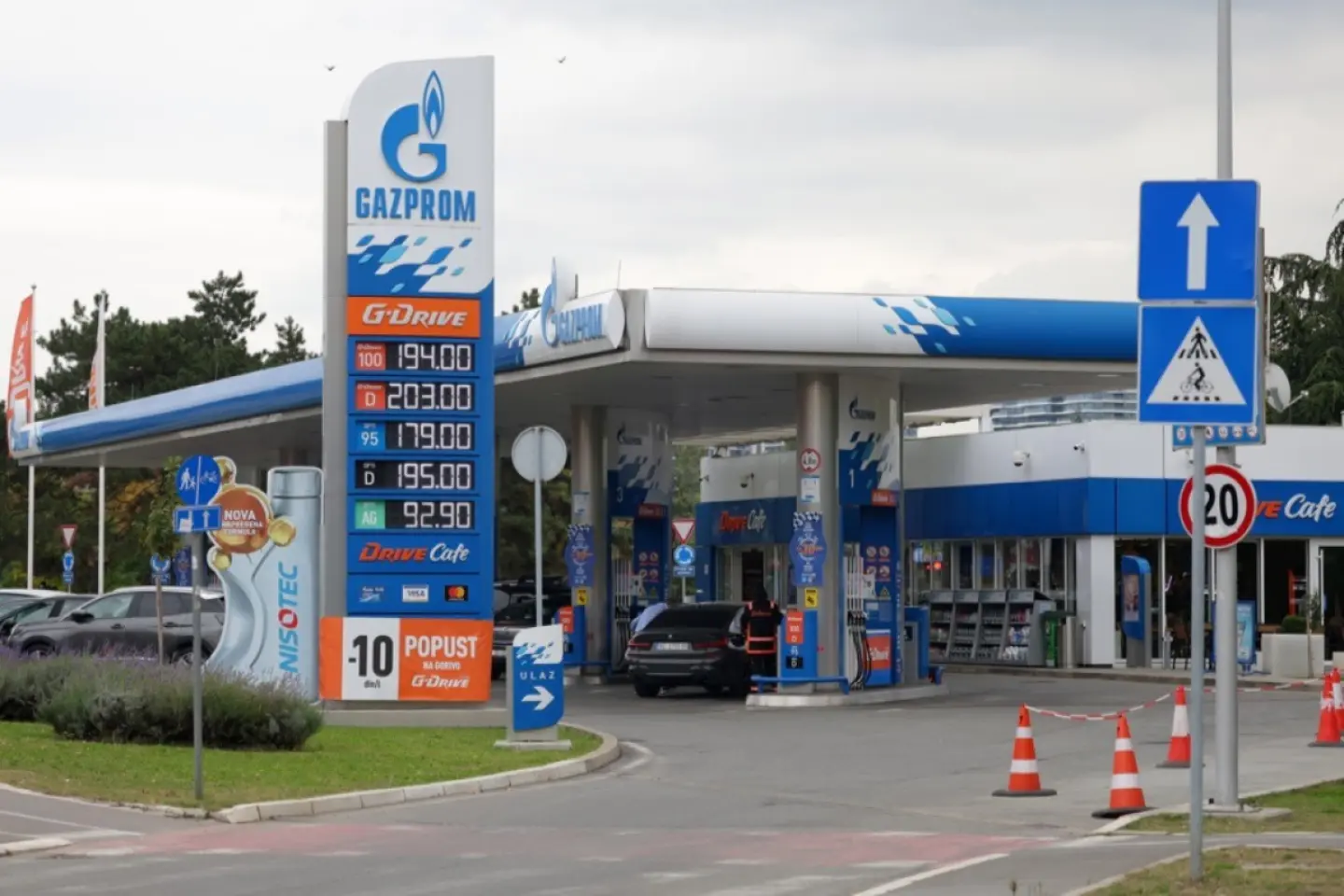 Statele Unite prelungesc licența companiei sârbești NIS