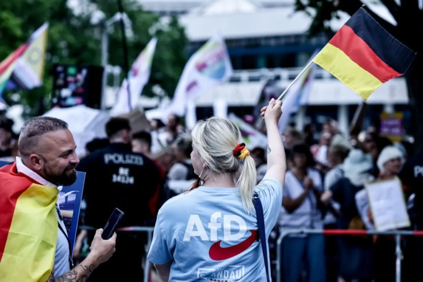 AfD se menține pe primul loc în intențiile de vot ale germanilor