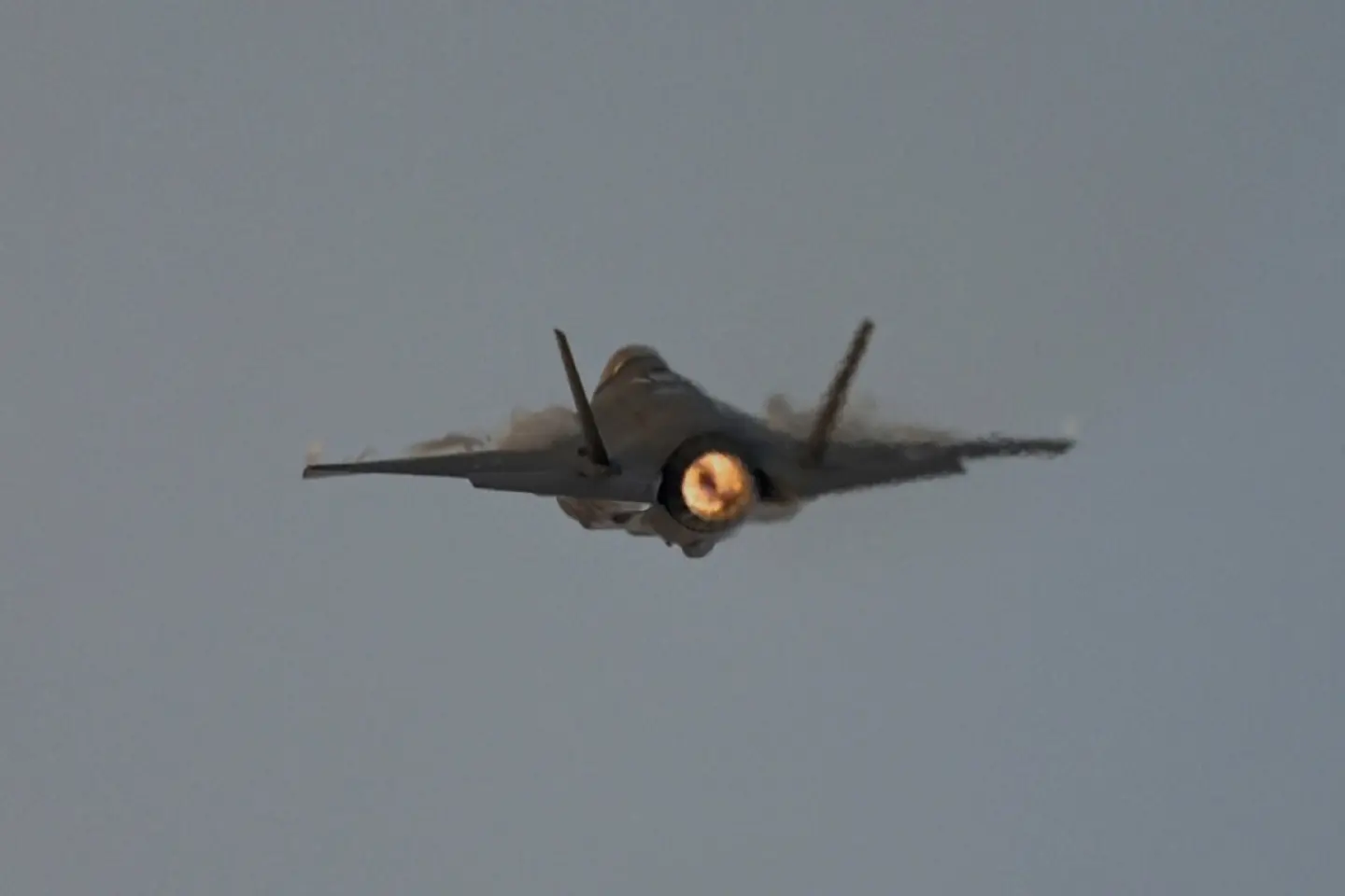 Aviația britanică interceptează un avion rusesc în Marea Norvegiei