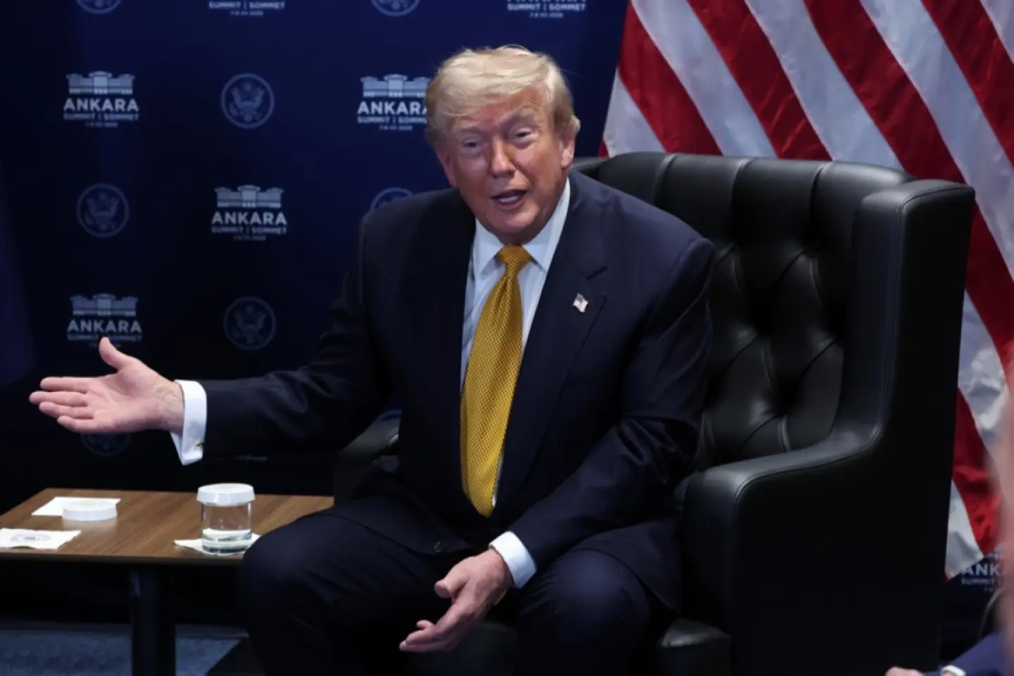 Trump ordonă întreruperea relațiilor comerciale cu Spania