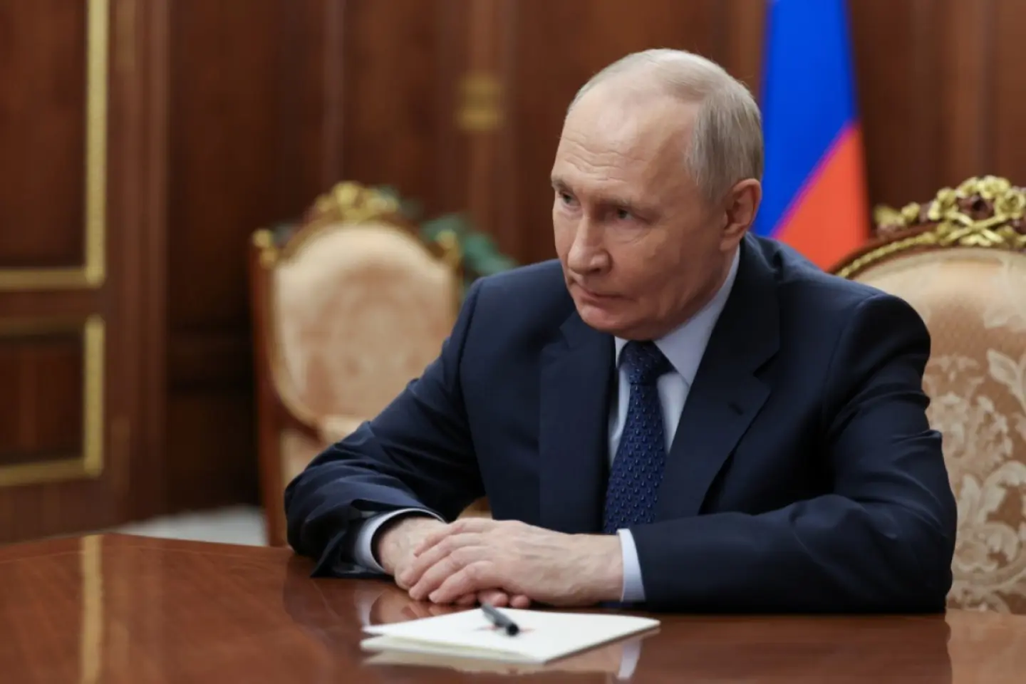 Putin îi asigură pe ruşi că lipsa carburanţilor e temporară