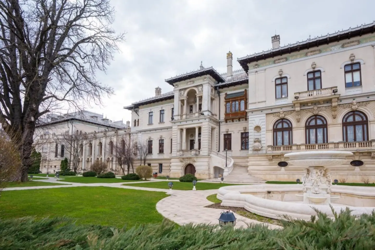 Liderii partidelor din fosta coaliție, convocați mâine la Palatul Cotroceni