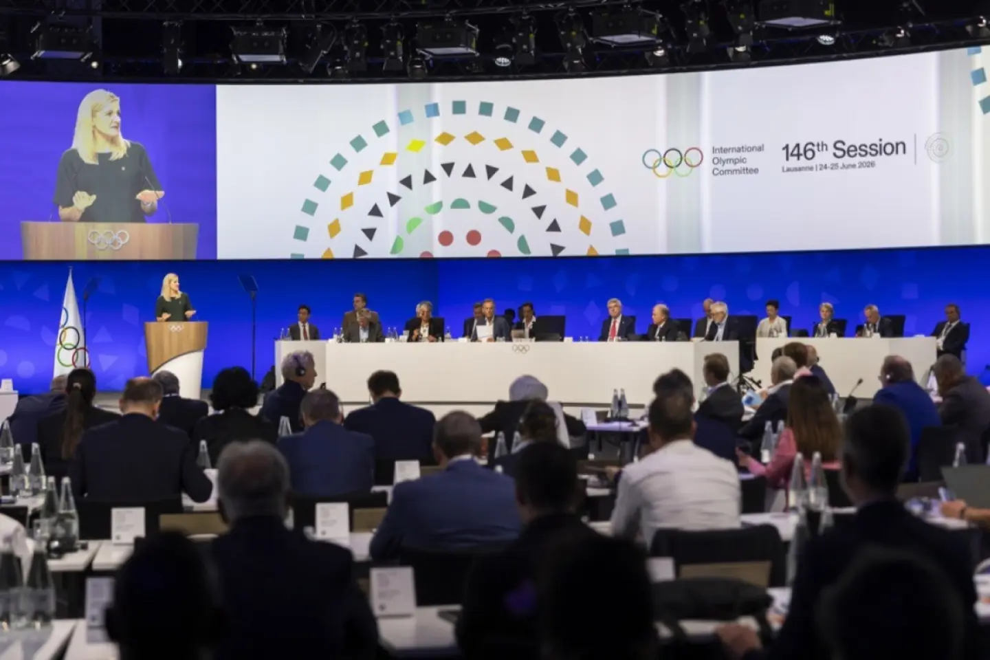 Nouă țări UE cer penalizarea financiară a organismelor sportive care le permit rușilor să participe la competiții