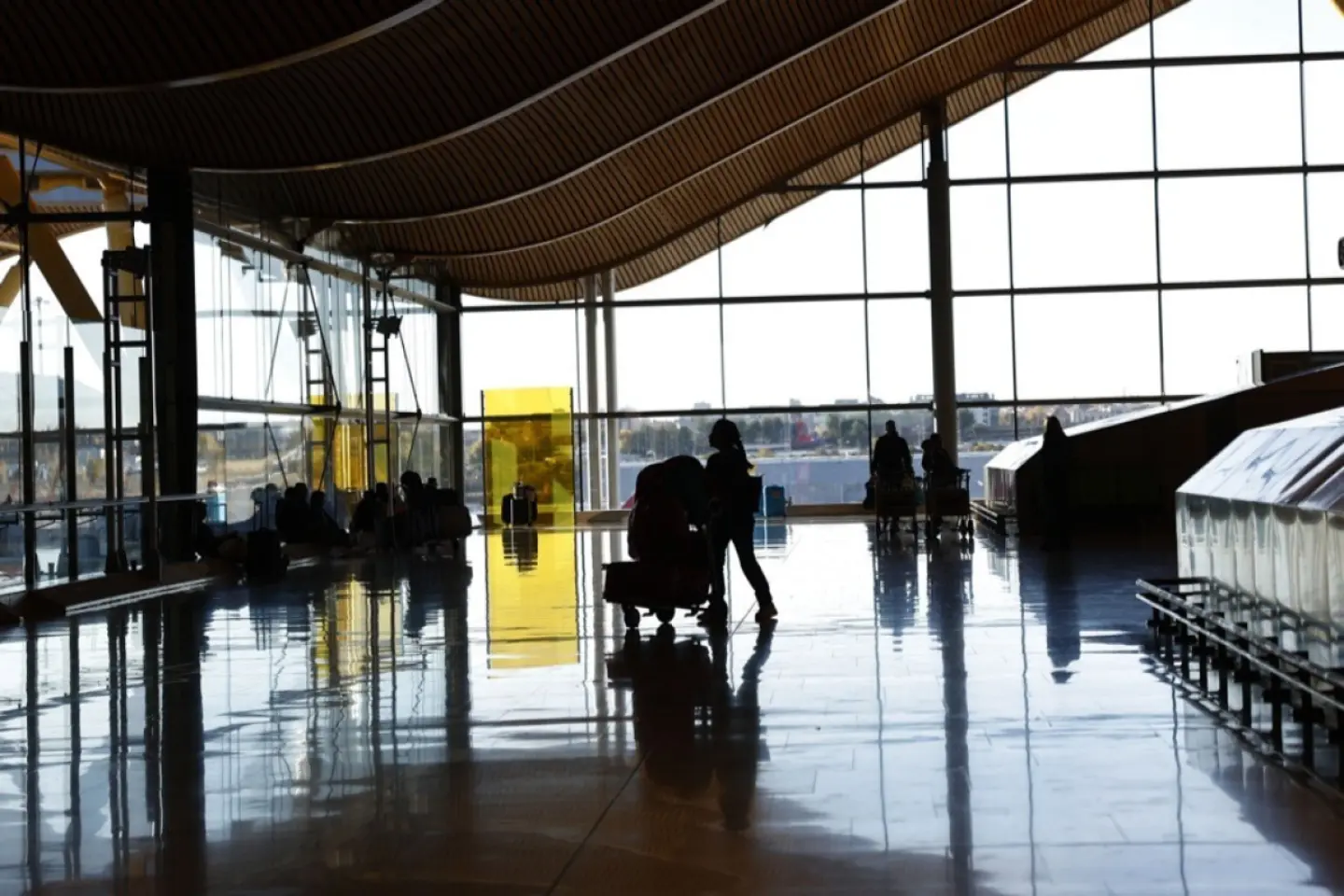Organismul aviatic al UE reinstaurează avertizarea pentru zborurile din Orientul Mijlociu
