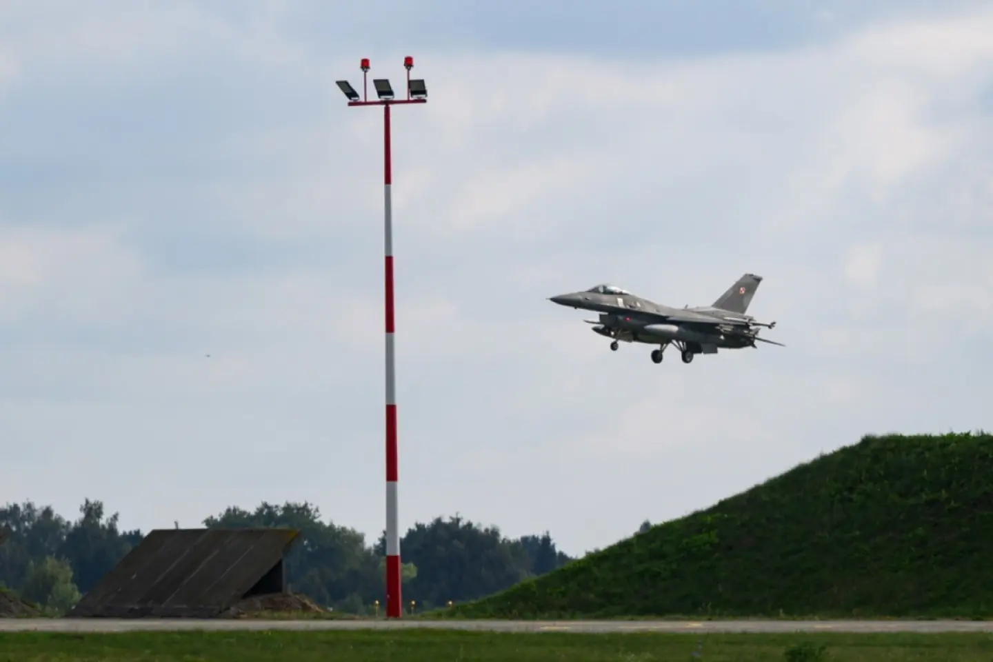 Avion de recunoaștere rusesc, interceptat de forțele aeriene poloneze deasupra Mării Baltice