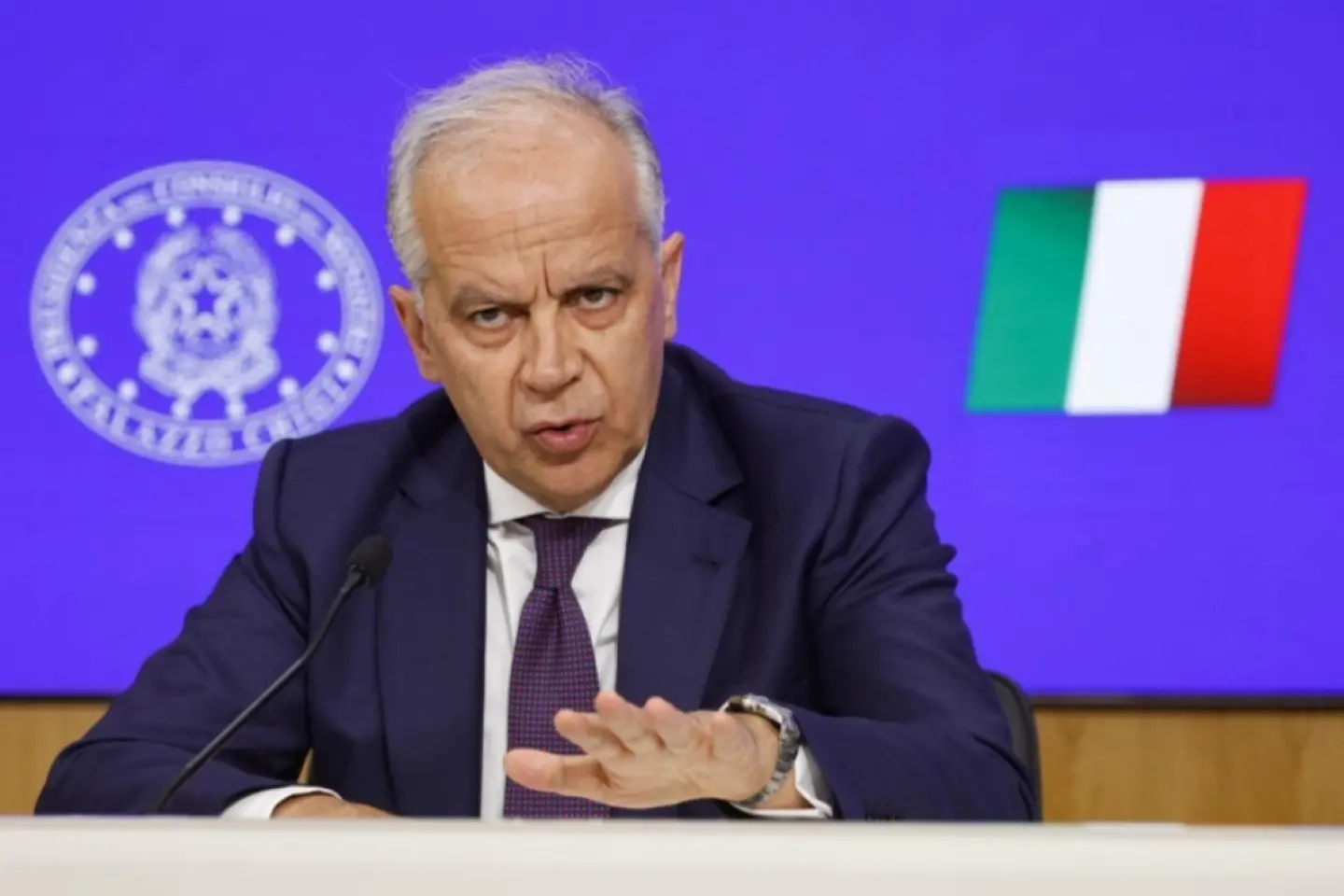 Italia suspendă acordul Schengen pentru legăturile aeriene și navale cu Spania