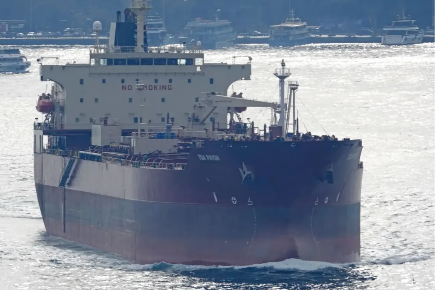 Petrolier din flota fantomă a Rusiei, interceptat de o misiune a UE în Marea Mediterană