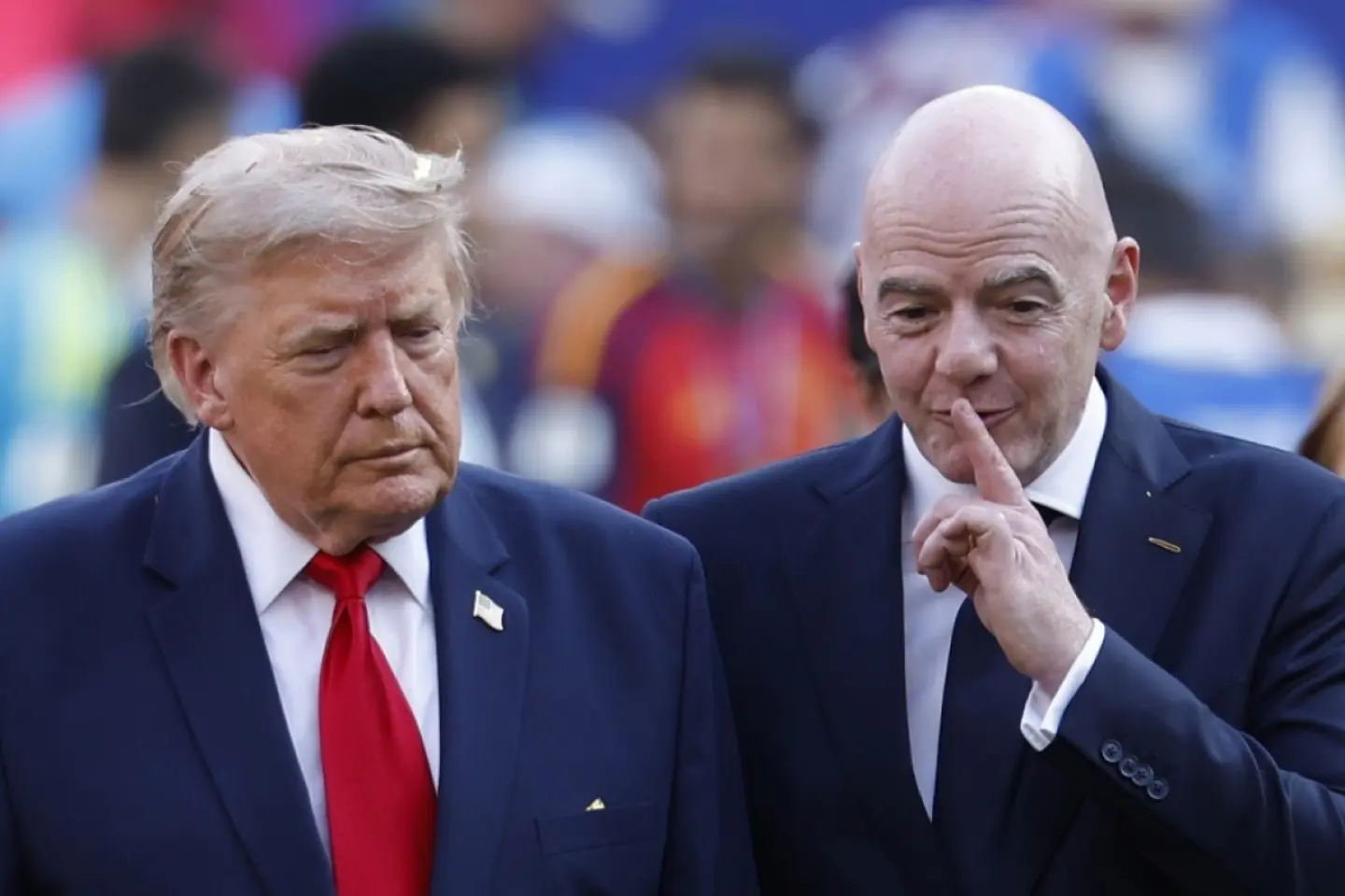 Șeful FIFA cere ajutorul lui Trump pentru a-și păstra funcția