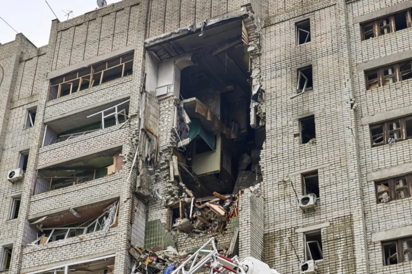 Schimb de atacuri între Rusia şi Ucraina