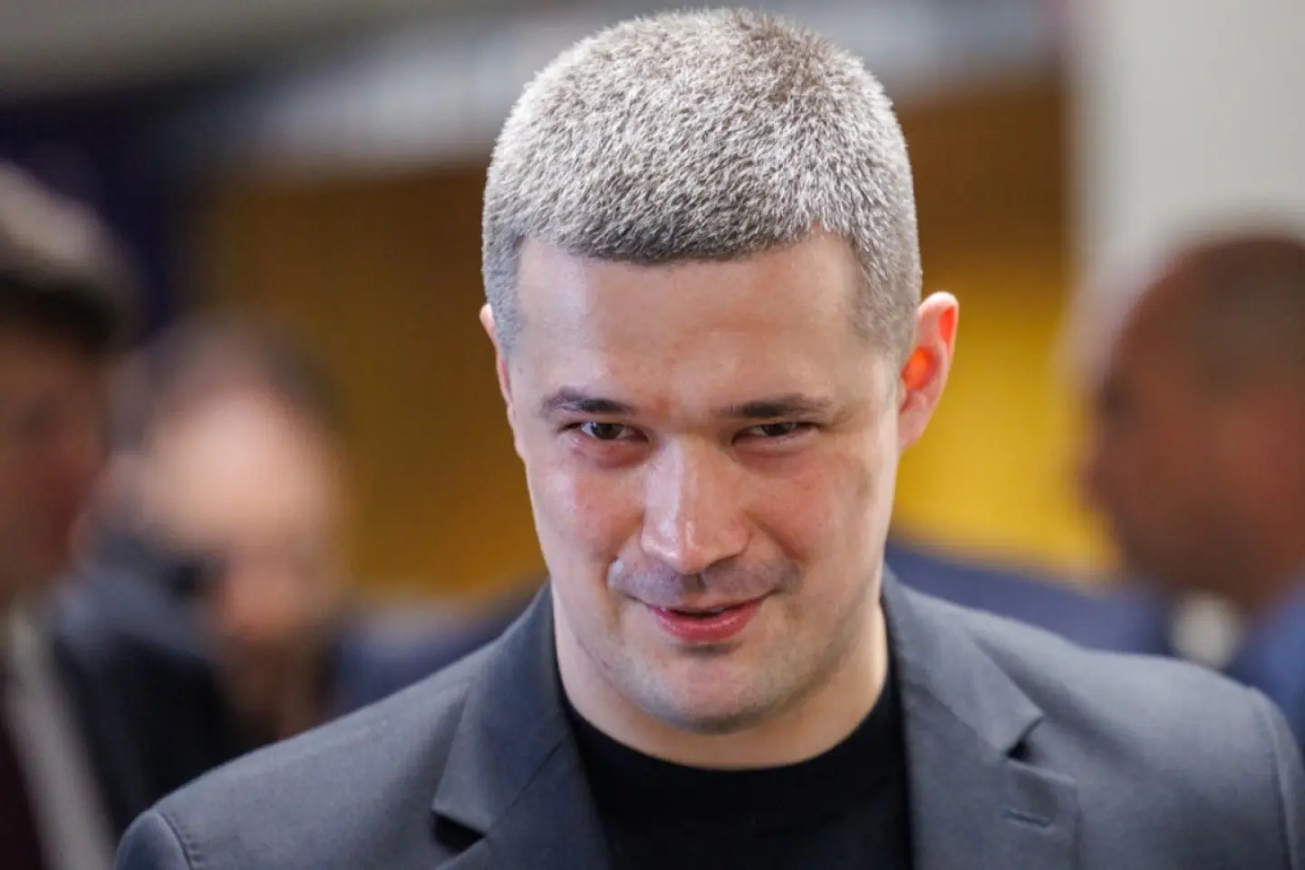 Fostul ministru al apărării din Ucraina îndeamnă la alegeri în timp de război