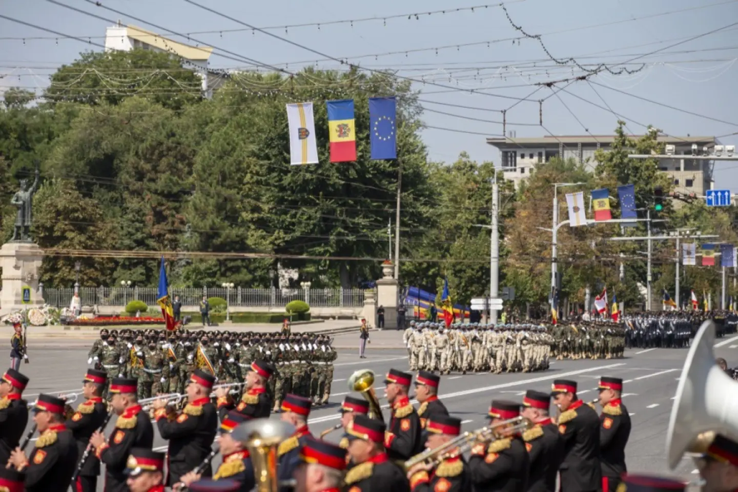 FAKE NEWS: Moldova se pregătește să intre în război cu o paradă militară pe 27 august