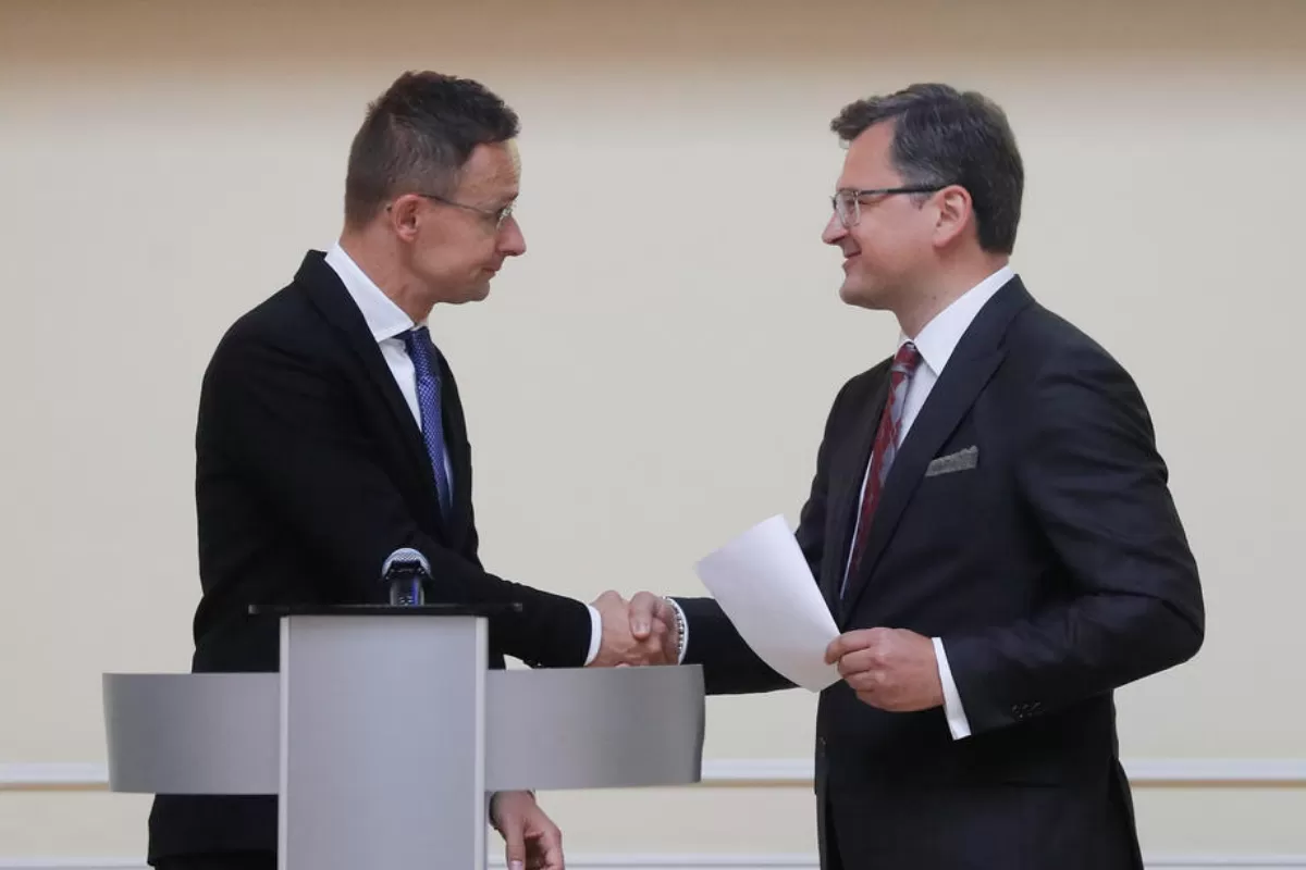 Object Name: UKRAINE HUNGARY DIPLOMACY