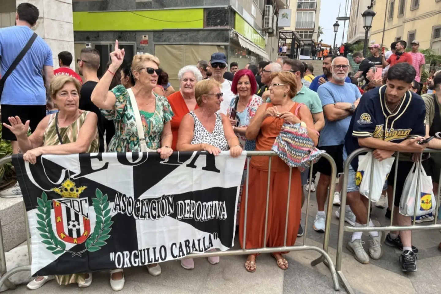 Premierul Spaniei învinovățește Rusia și Israelul pentru dezinformările care au provocat criza migranților