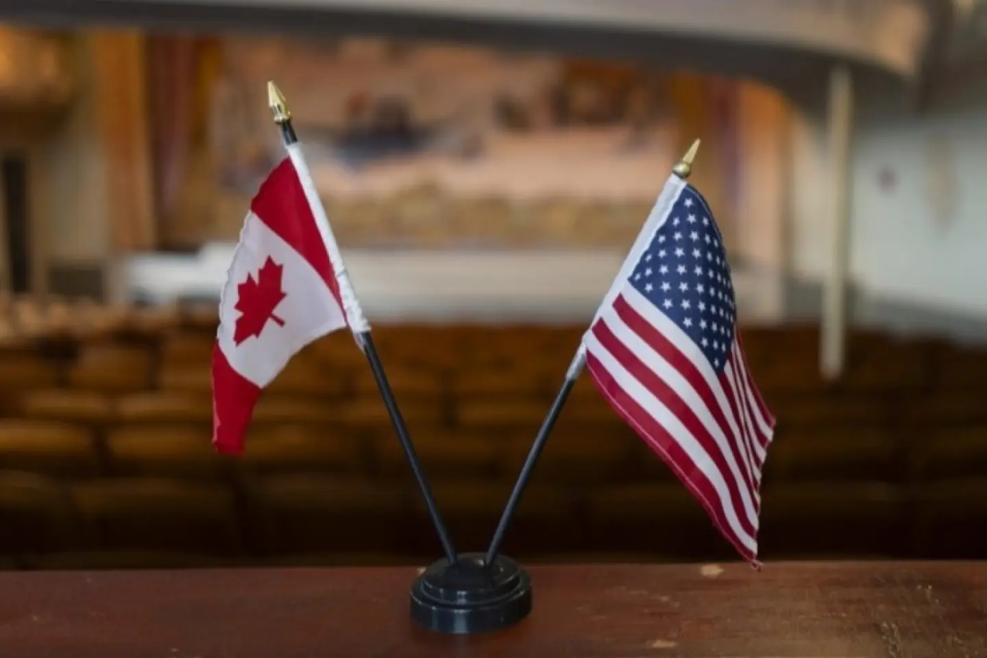 Cresc tensiunile diplomatice între SUA și Canada